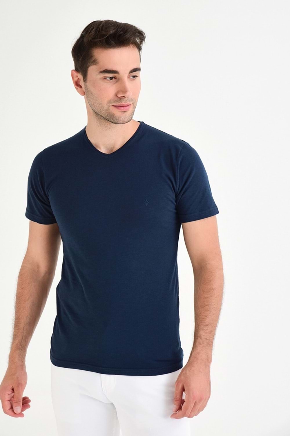Dynamo Erkek Basic Likralı V-Yaka T-shirt - T-339 - Lacivert - L