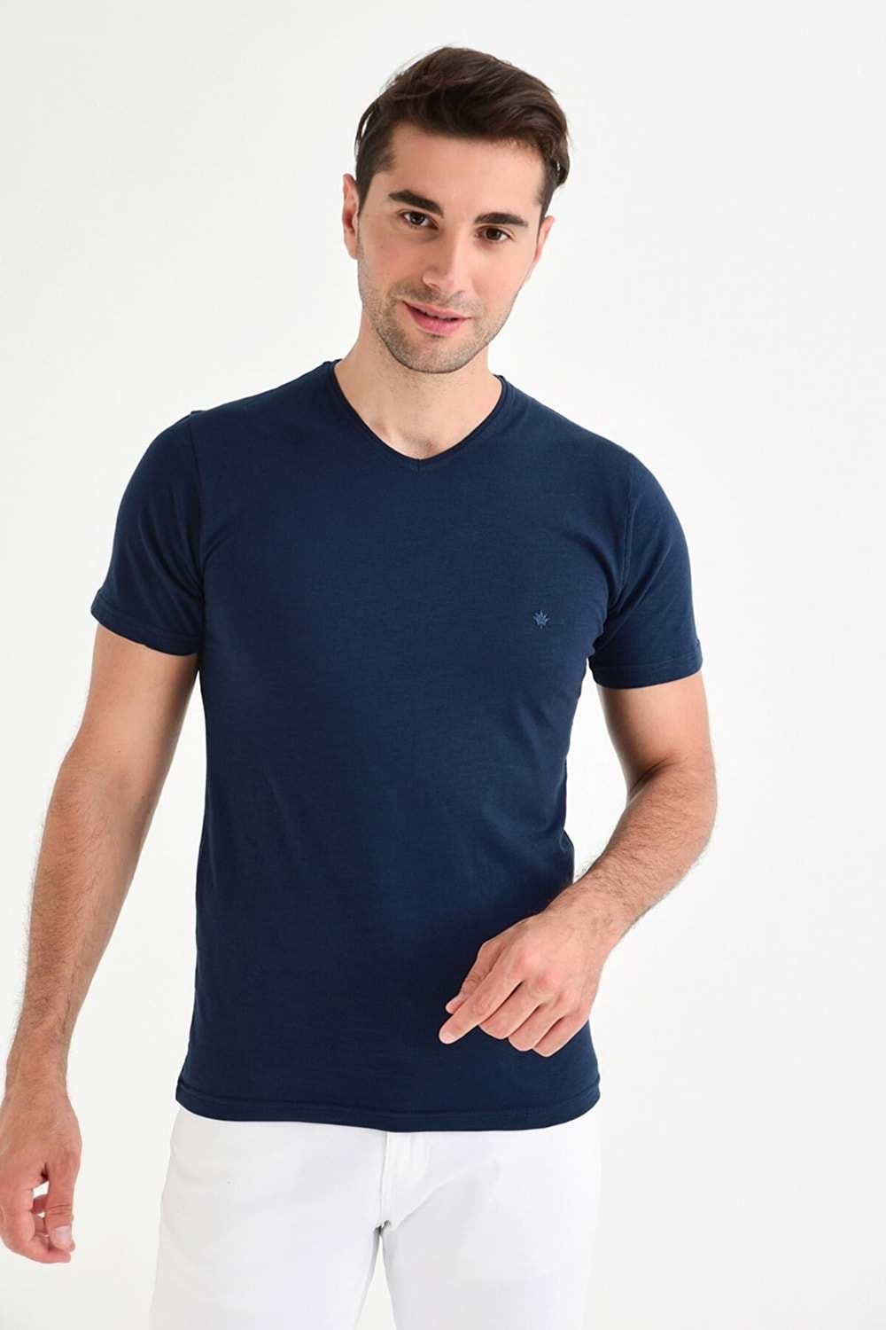 Dynamo Erkek Basic Likralı V-Yaka T-shirt - T-339 - Lacivert - L
