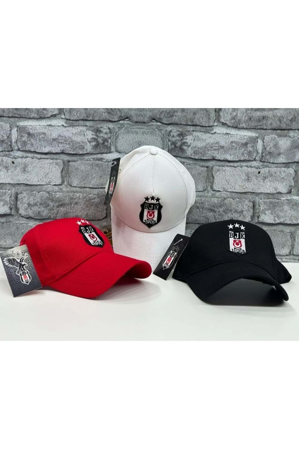 Beşiktaş B01559 Unisex İşlemeli Yetişkin Şapka - Kırmızı